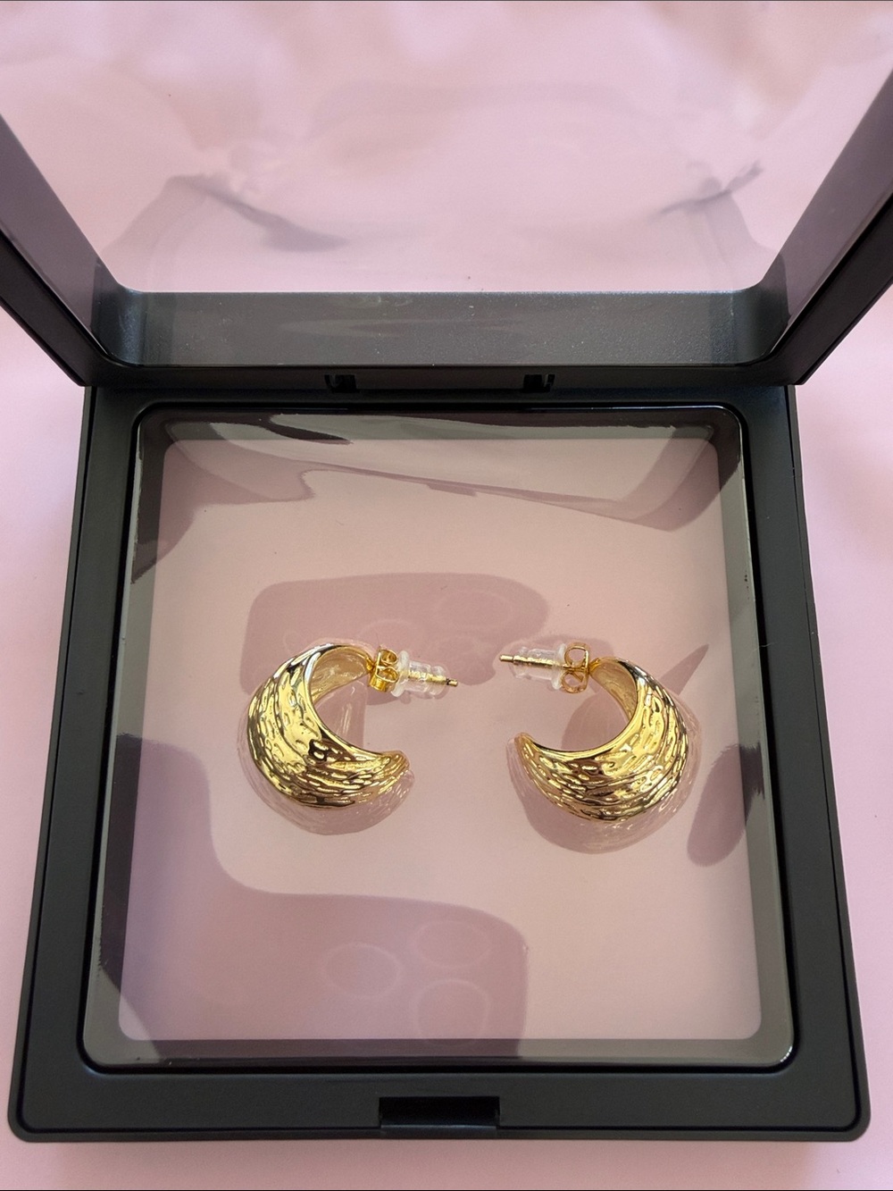 Cicy Bell Textured Gold Crescent Hoop Earrings - Women Jewelry